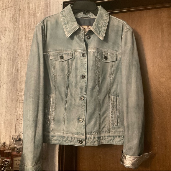 Scully lamb skin jacket! Never worn! Very lightweight super soft!